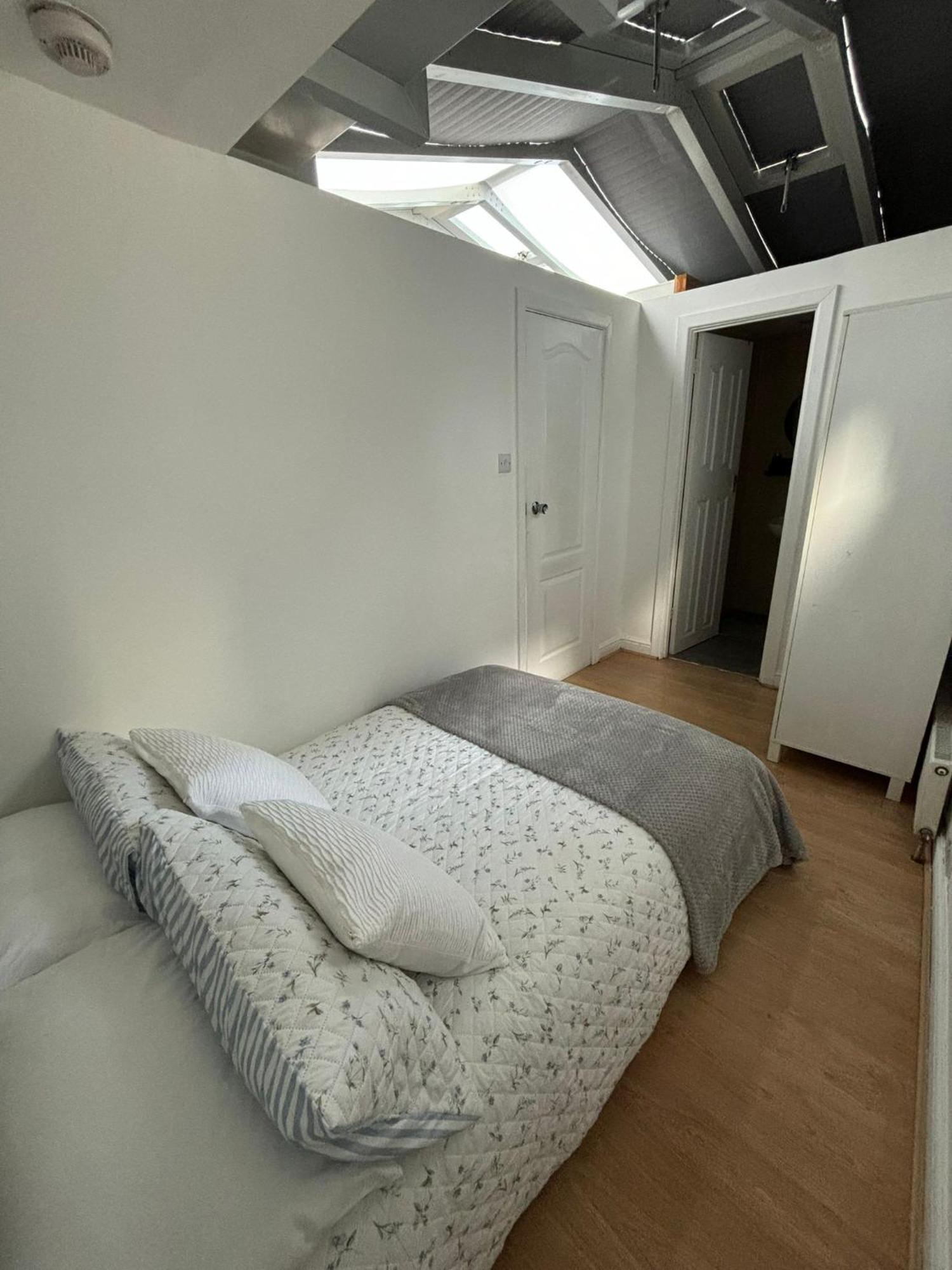 Top Floor Delightful Flat Apartment London Exterior photo
